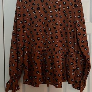 Boutique brand Rust and black leopard print with ruffle sleeve and bottom MEDIUM